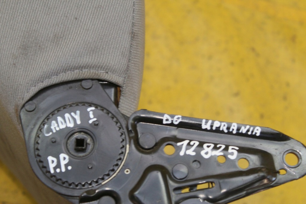 фото №8, Спинка сиденье правый перед vw caddy ii