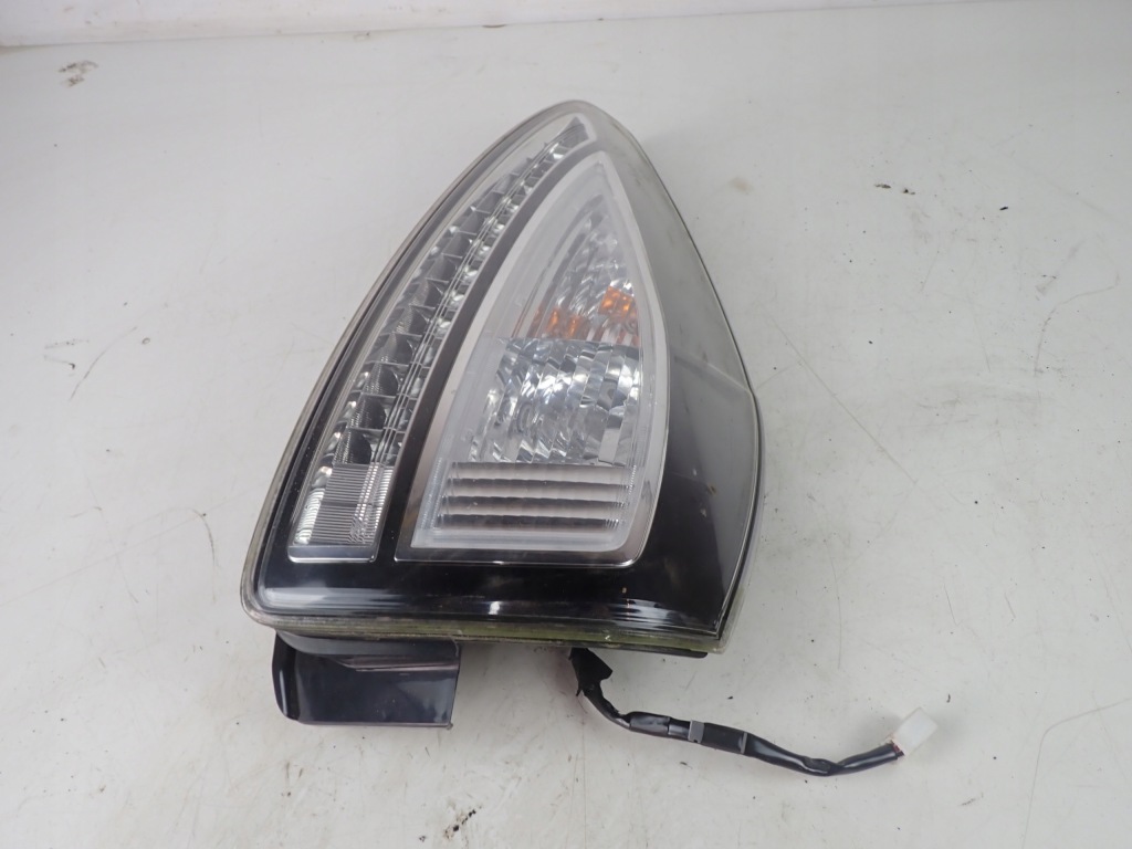 Купить Фара led правый задний  правый  задняя mazda 5 2008 европа