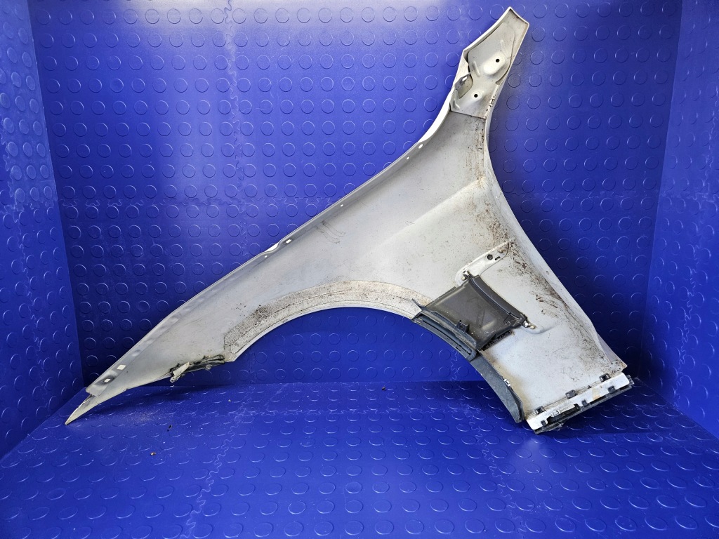Крыло  передний правый  bmw 4 f32 правый  перед оригинал Киев