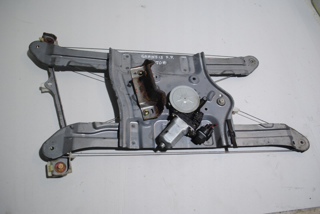 фото №1, Подъемник стекло правый перед mitsubishi grandis