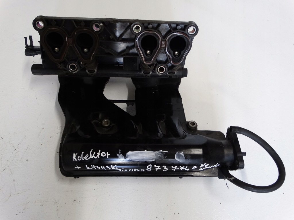 фото №1, Колектор + форсунки siemens renault twingo i