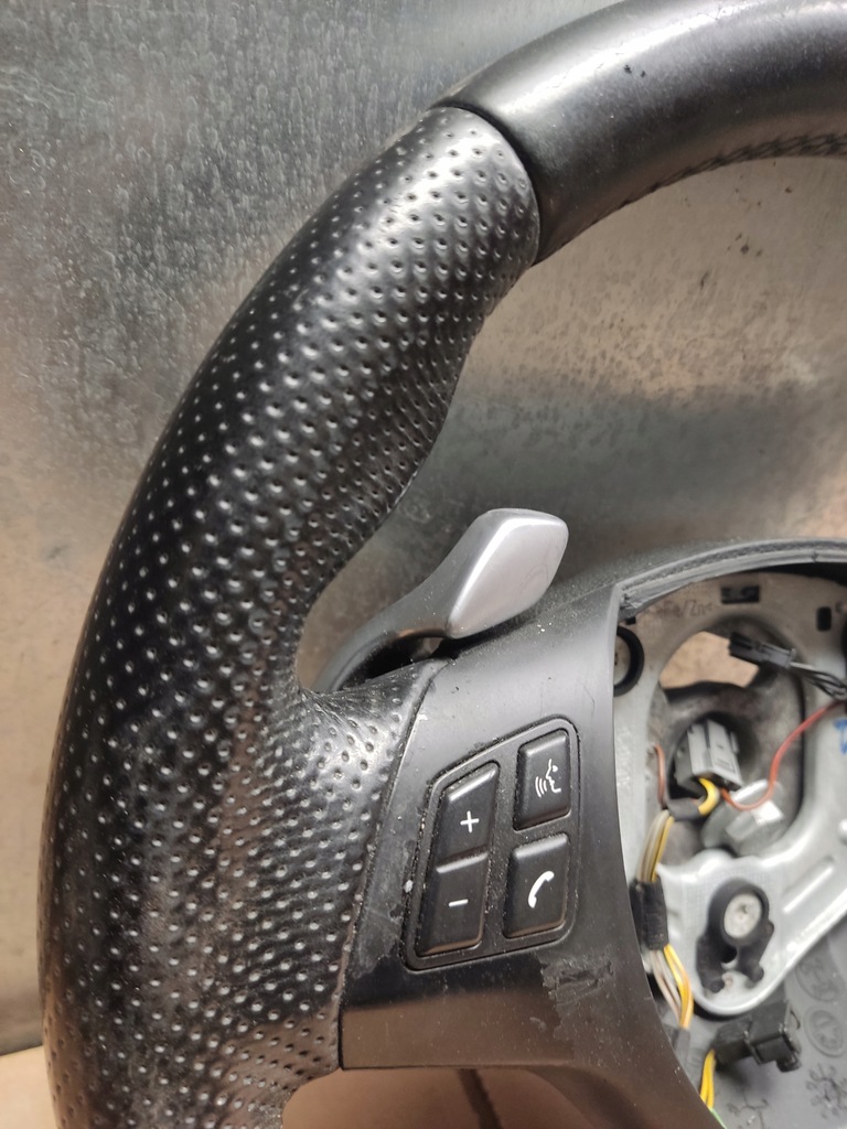 фото №5, Bmw e93 e92 e90 повітропровід m-pakiet пелюстки перемикання шкіра