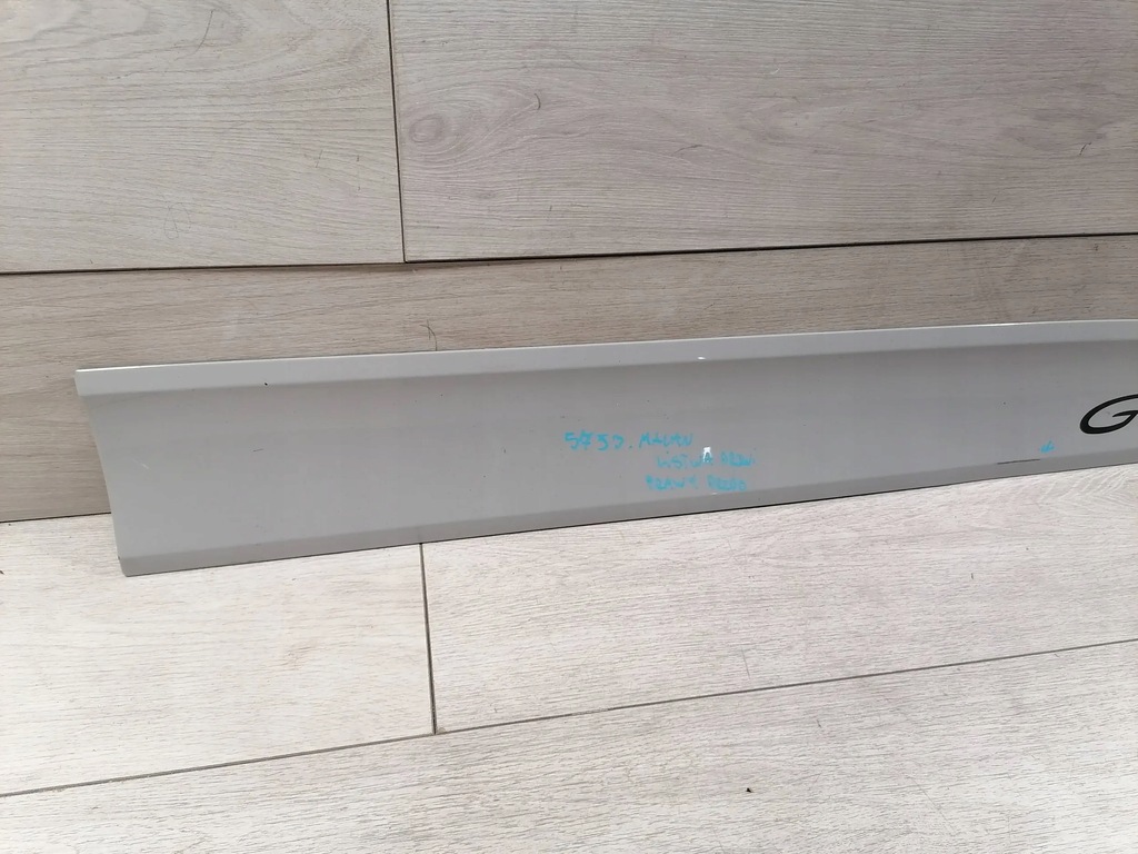 фото №6, Macan молдинг двері правий перед 95b837890