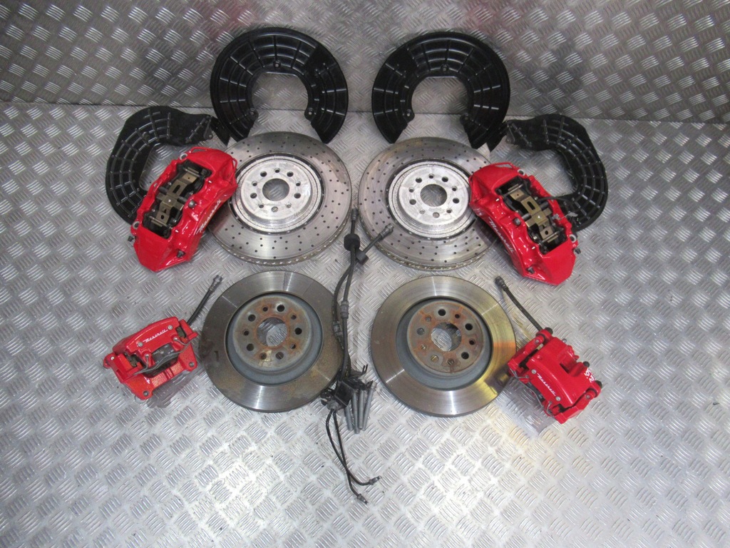 фото №1, Maserati levante гальма гальмівні диски комплект 3.0i