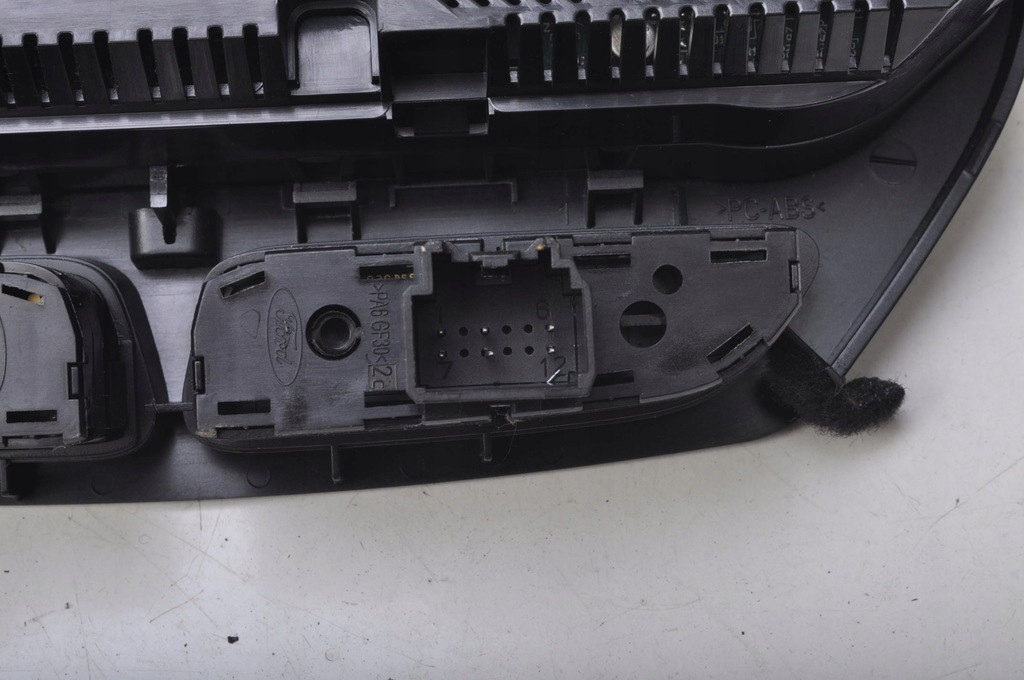 фото №9, Ford kuga mk2 панель кондиционера dv4t-18c612-ae