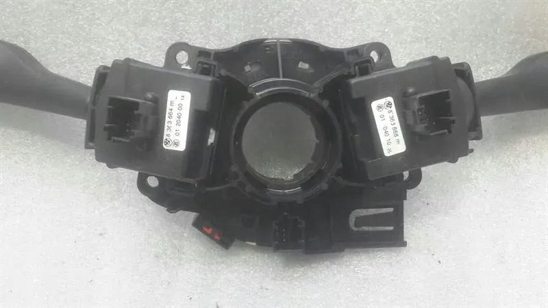 Bmw z4 e85 e86 пелюстки перемикання двірник 8376445 перемикач поворотники prze Недорого