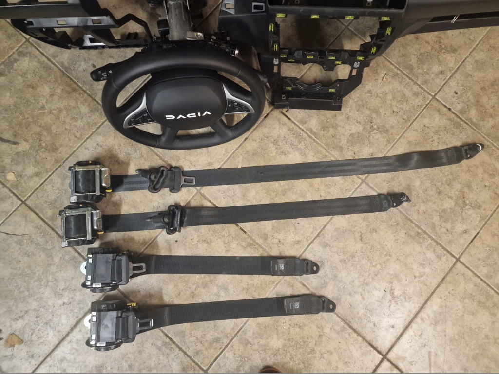 фото №3, Консоль подушка безпеки ремені dacia duster 2 lift 2022 rok