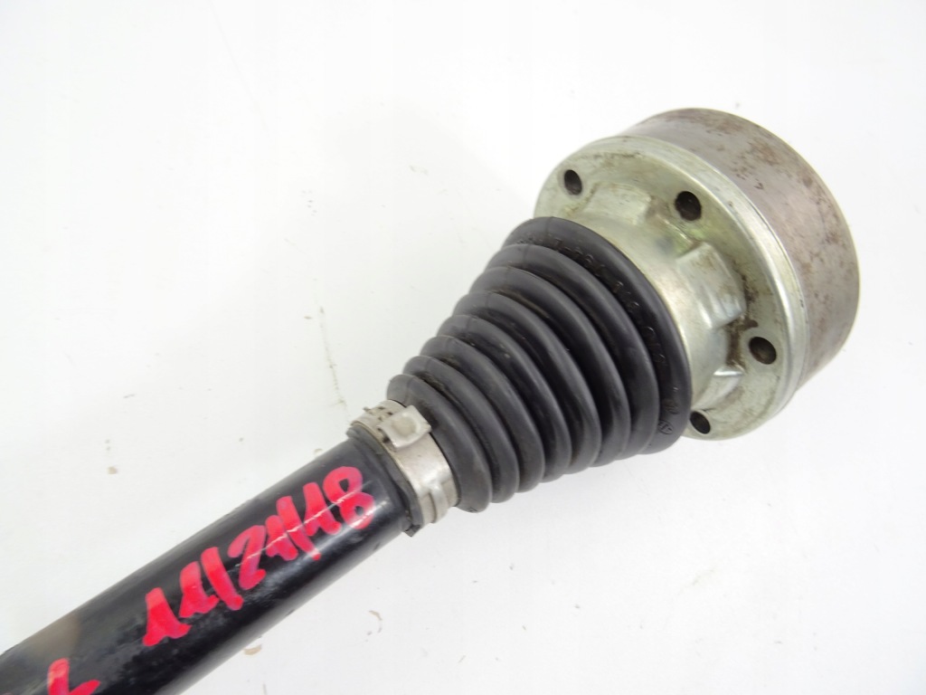 Audi a3 8v рестайлінг  привідний вал ліва 1,4 tsi 5q0407271a Київ