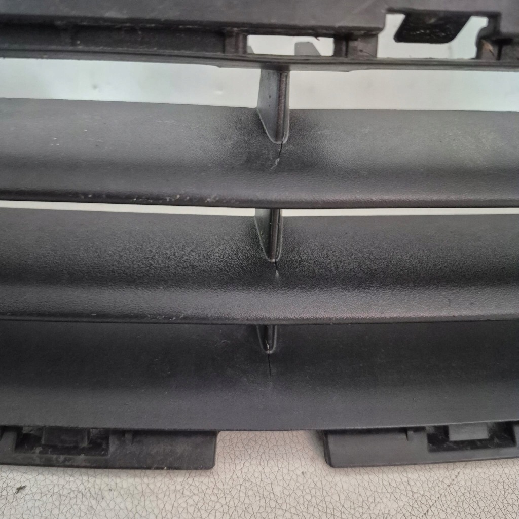 фото №9, Opel zafira c lift - решітка нижня середня бампера перед 39079784