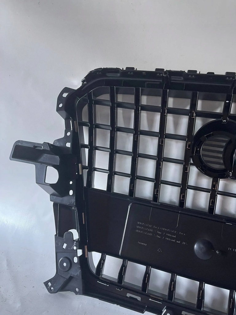 фото №12, Решётка радиатора решётка радиатора audi q5 lift s-line 8r0 2013 бампер перед 8r0853651 передняя