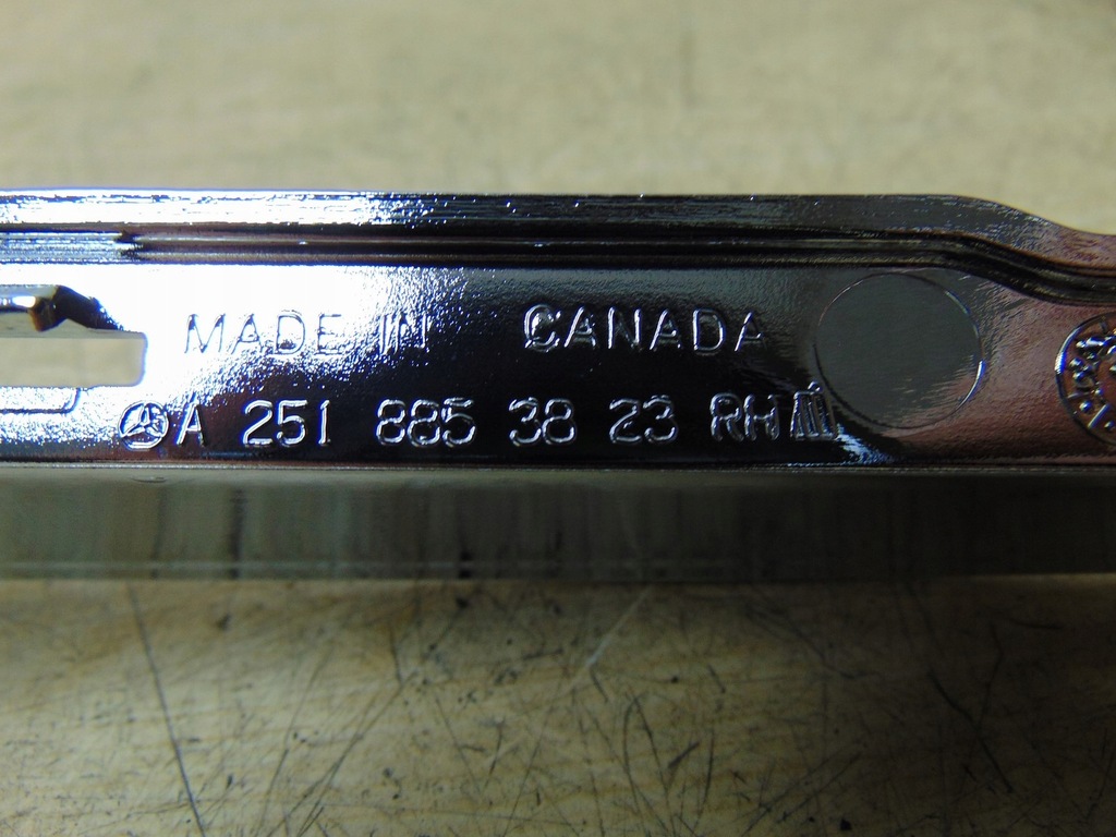 фото №16, Молдинг хром бампера mercedes w251 r klasa права