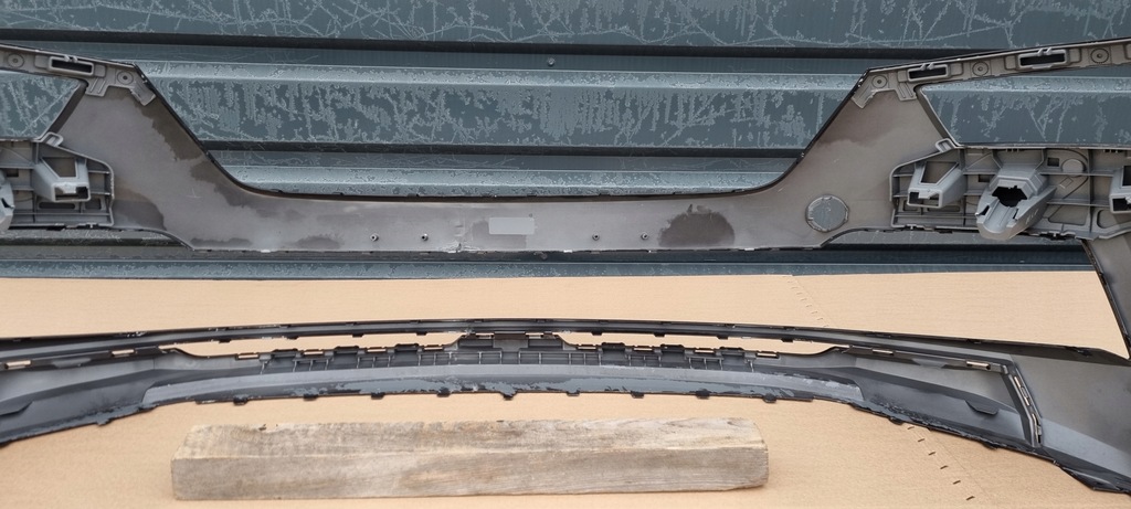 фото №10, Skoda оригинальный номер 658807221 бампер