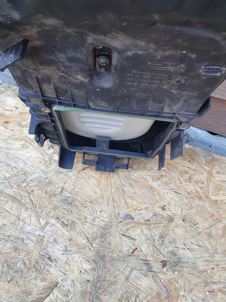 фото №9, Корпус фильтра воздуха mercedes glk 6510902001