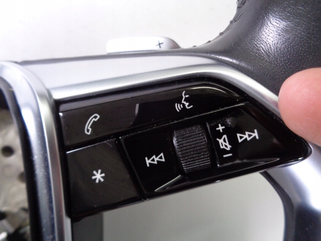 фото №11, Повітропровід пелюстки перемикання audi a6 c8 2018- сіра