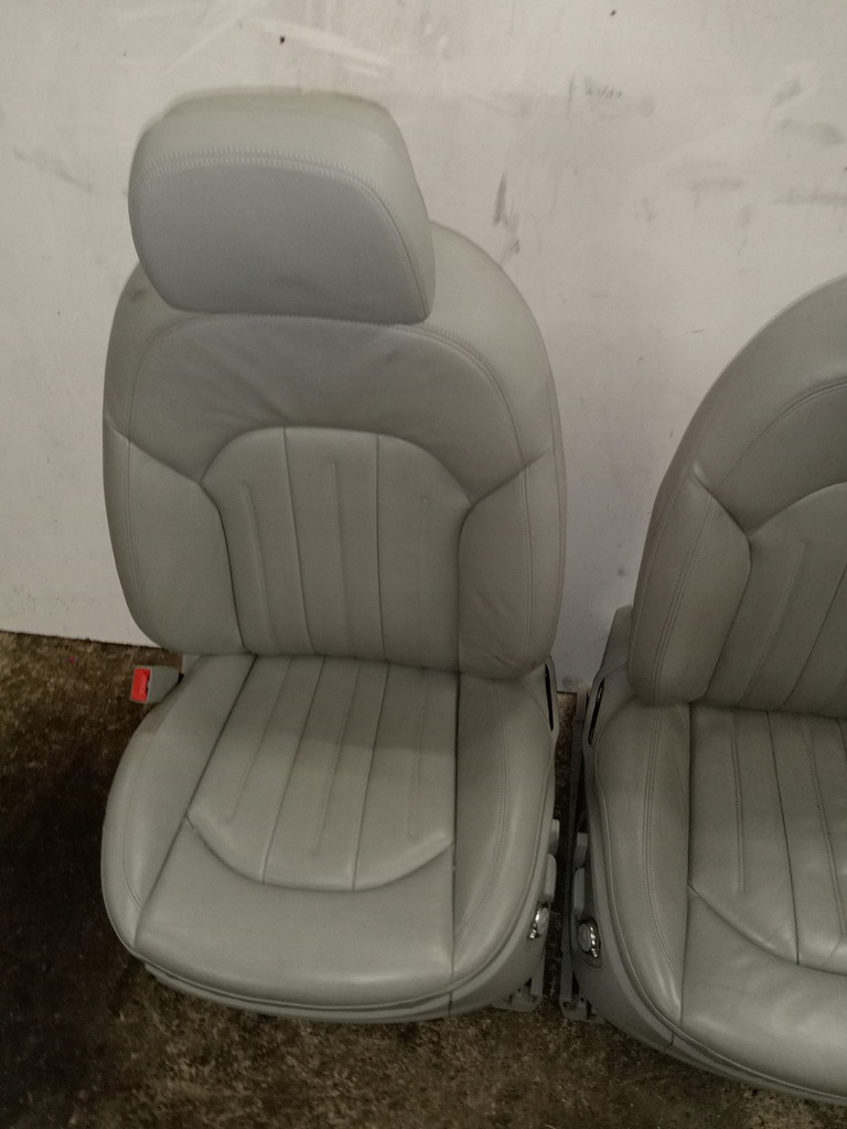 фото №7, Сиденья обивка кожа светлая audi a8 d4 09-12