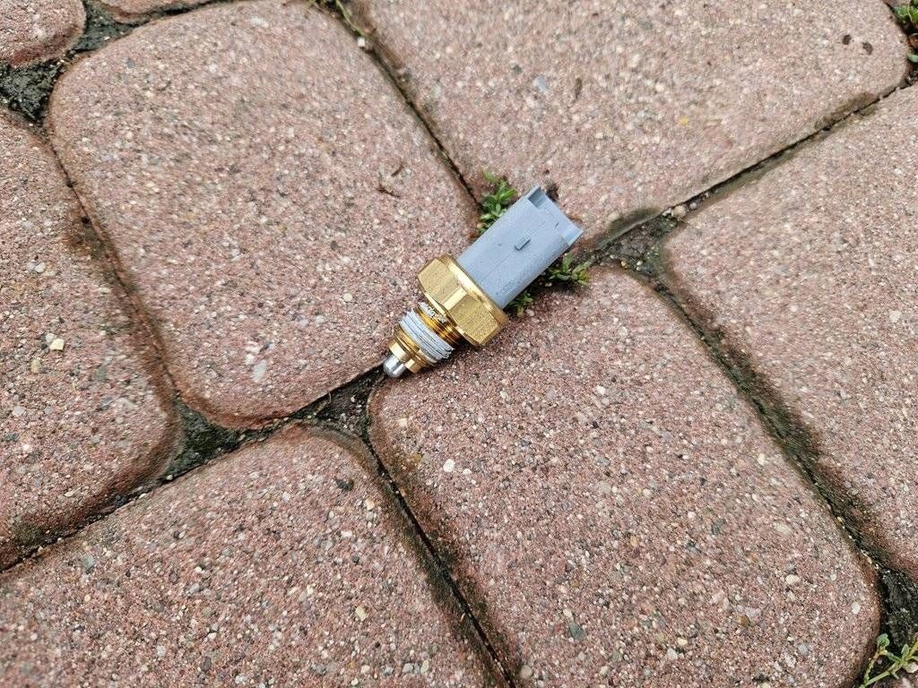 фото №1, Датчик коробки передач proace city berlingo combo e rifter 9662906680