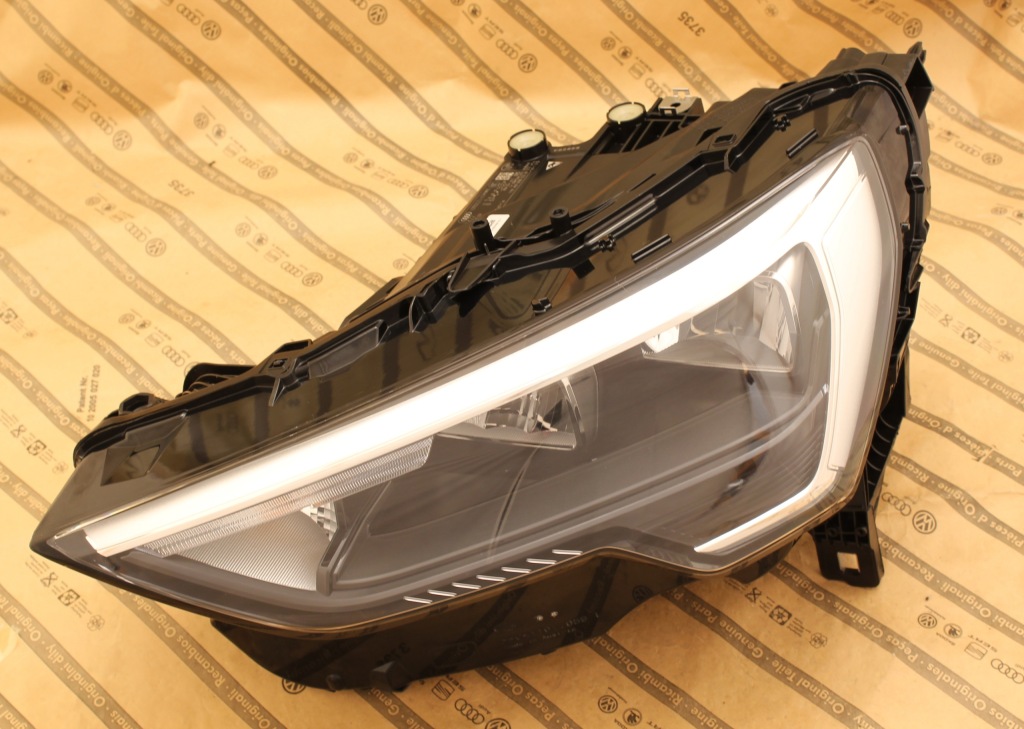Купить Audi q3 2 2 83a 18+ фара перед full led комплект