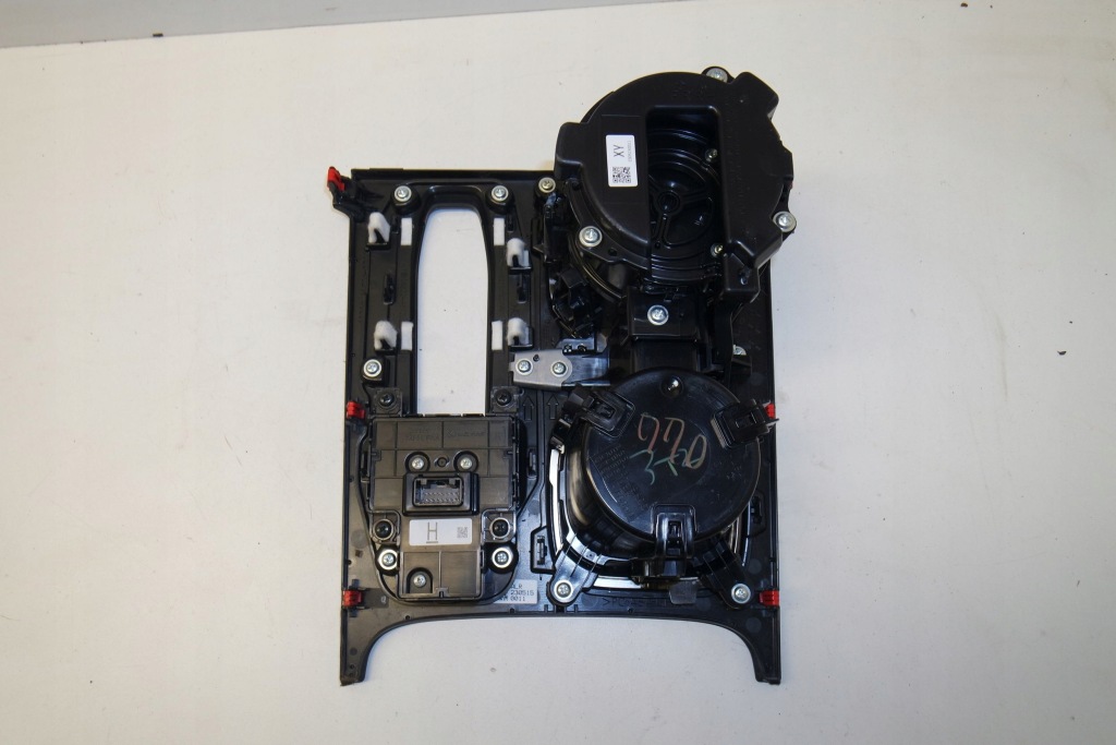 фото №4, Lexus rx v 2024 інший елементи тунель середнього