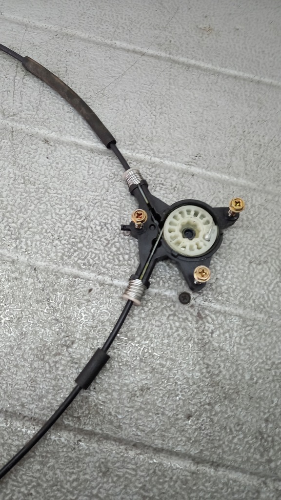 фото №4, Подъемник правый задняя mazda 5 06r 2.0crd