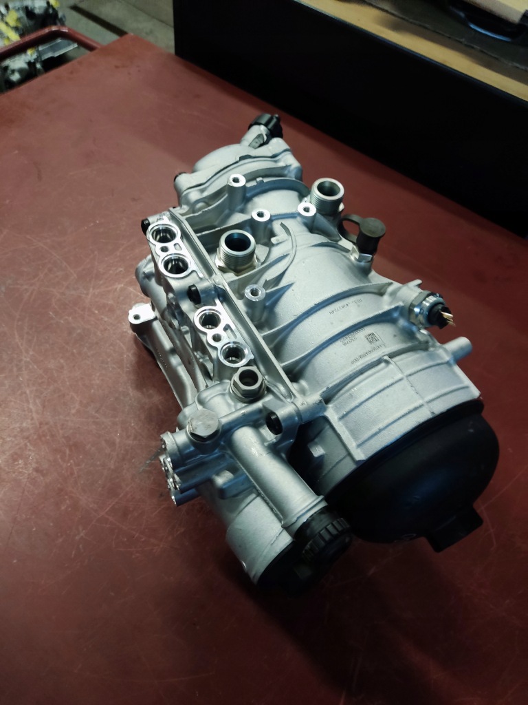 Корпус фільтра пального mercedes a4700904352 nowa Зі Шроту