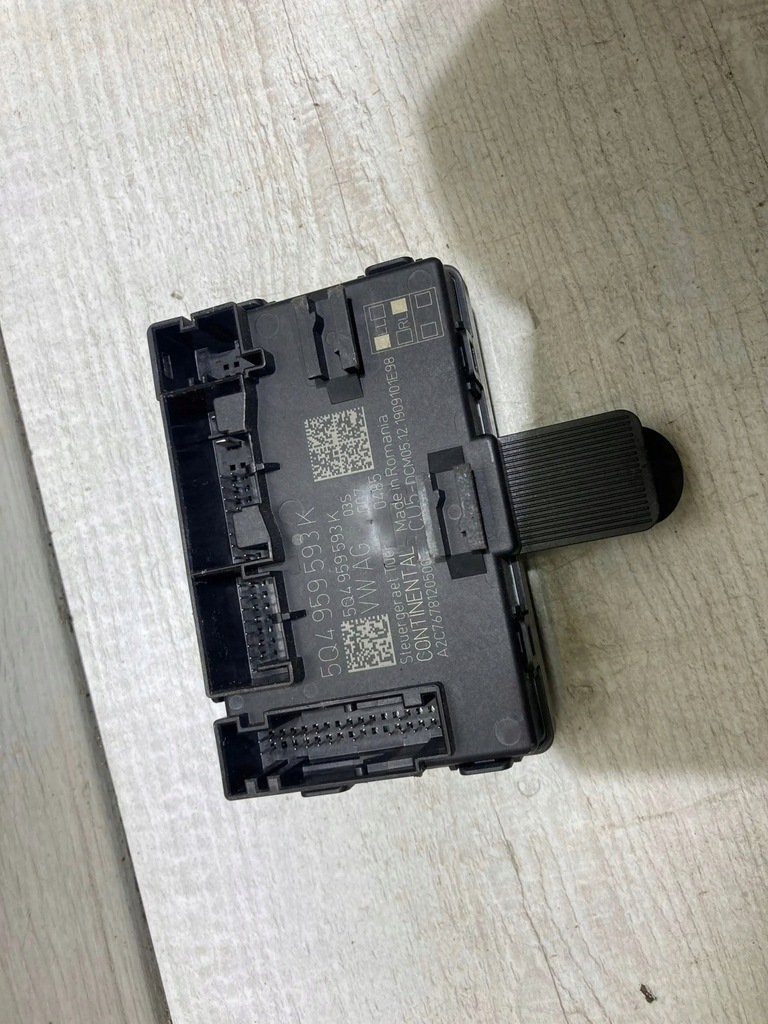 фото №1, Skoda octavia mk3 iii 5e 2017 модуль двері