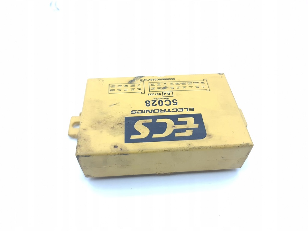 фото №5, Mitsubishi pajero 2007 блок управления / модуль фаркоп буксировочный