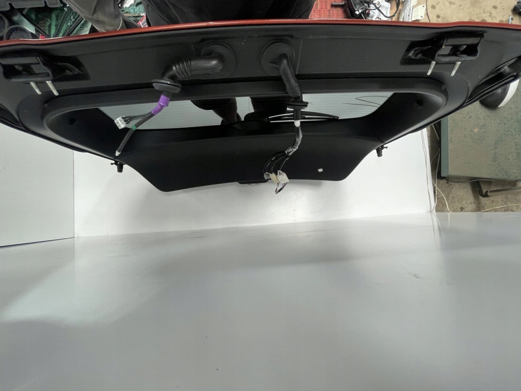 Lexus ux 250h ux250h 2021 крышка багажника задняя багажника 4y1 Недорого