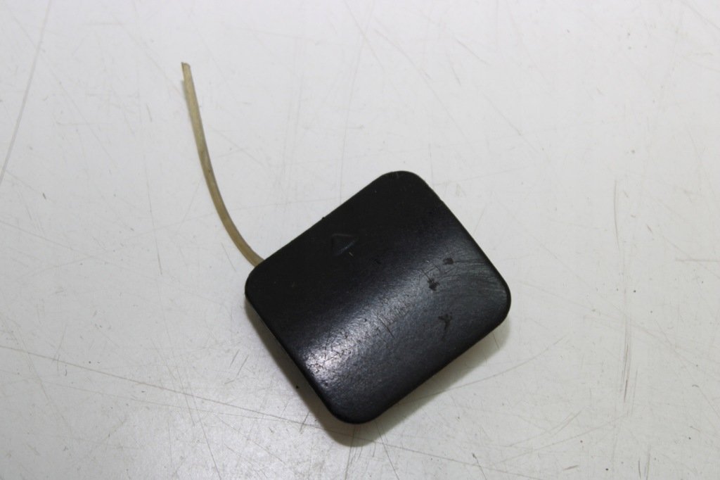 фото №1, Заглушка бампера задняя bmw 7 e38 8125414 проушина фаркоп