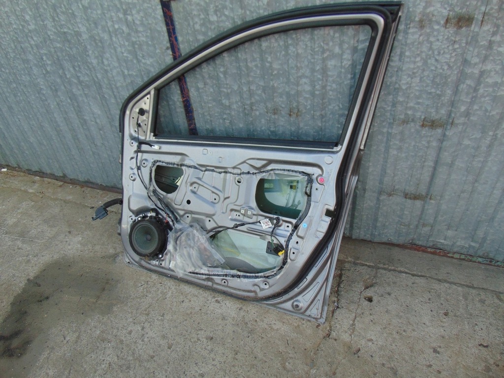 фото №13, Дверь правый перед hyundai i20 1 lift 2012-2014 цвет sag