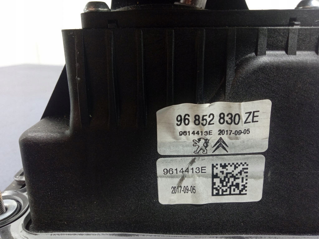 фото №6, Peugeot 508 i 1.6 bluehdi домкрат рычаг переключения передач 96852830ze