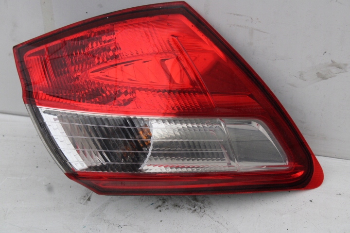 фото №1, Qashqai j10 +2 лампа задняя задняя левая b26555br00b