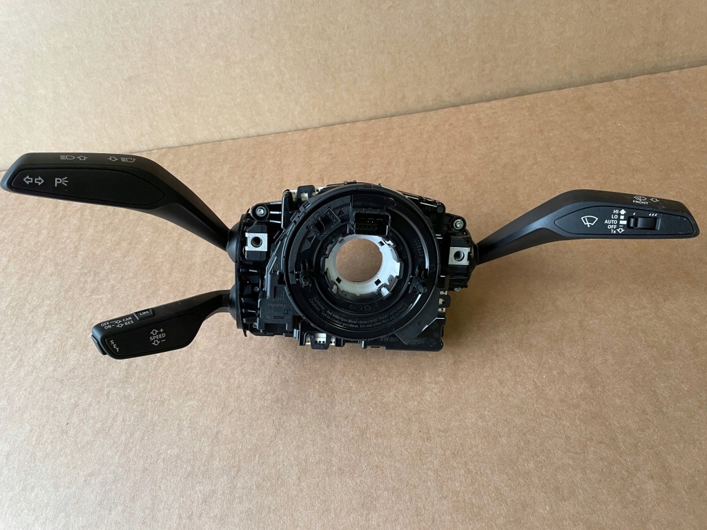 фото №1, Audi a3 8y vw golf переключатель комбинированный лента оригинал