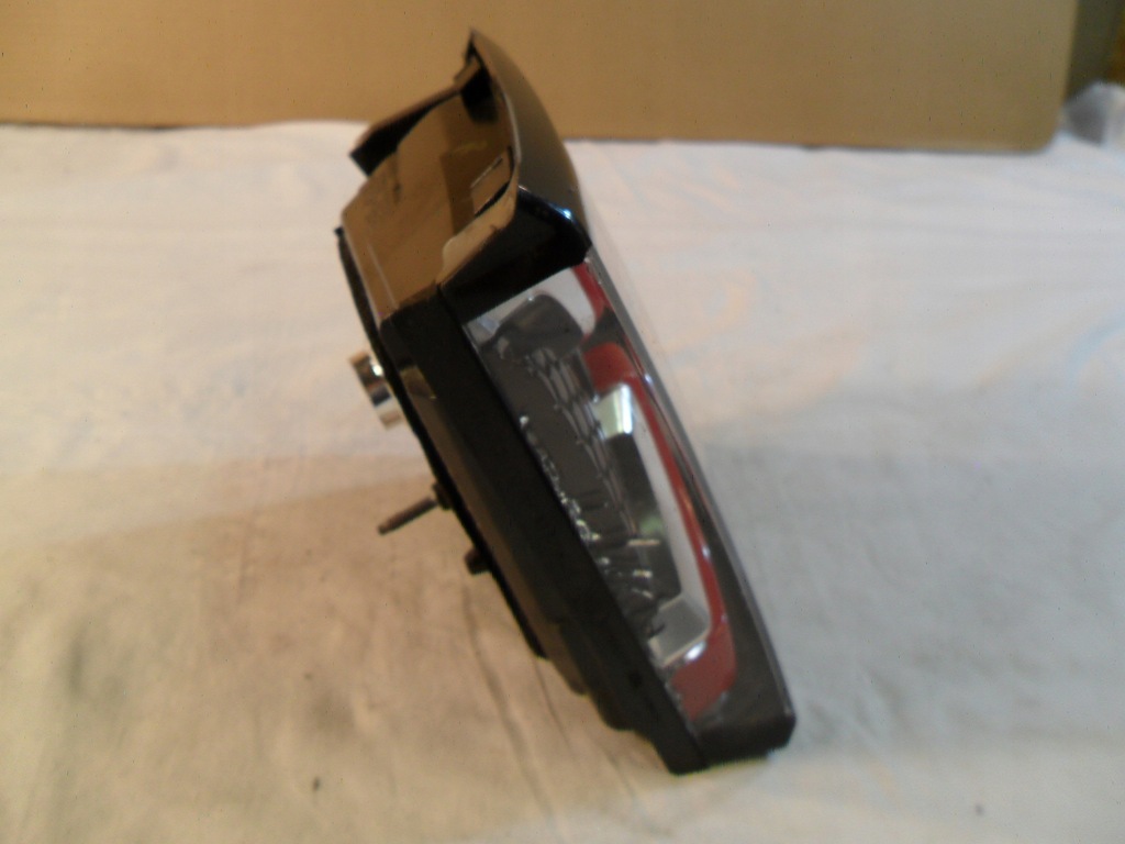 фото №8, Land rover discovery sport лампа lew fk72-13193-bk