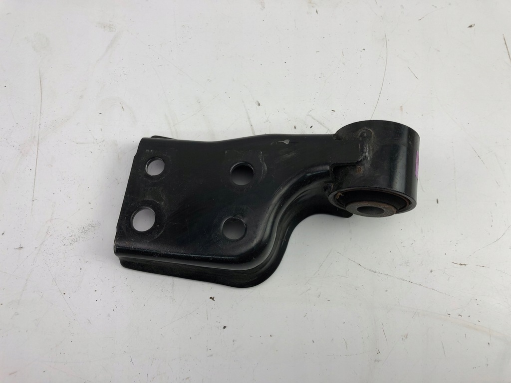 фото №1, Toyota yaris iii кронштейн подушка двигуна a6