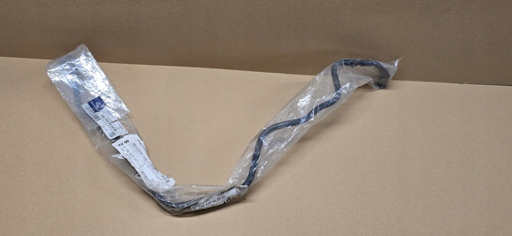 фото №1, Mercedes b-klasa w246 шланг вакуумa вакуум