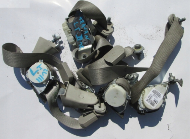 фото №14, Chrysler town country pas левый правый ii iii ряд dodge grand caravan задняя