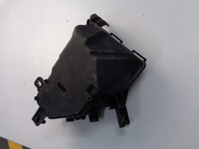 фото №3, Корпус запобіжників alfa romeo giulietta 2010-2020