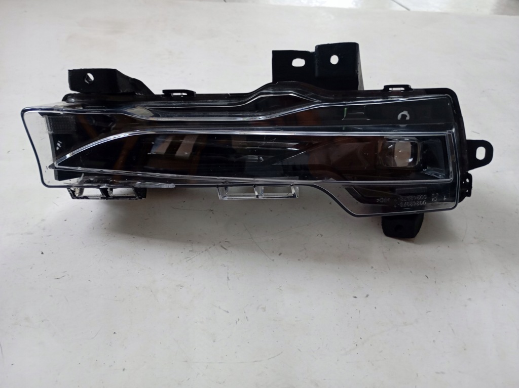 Купить Противотуманная фара правый led drl tesla 3 y рестайлинг  20-