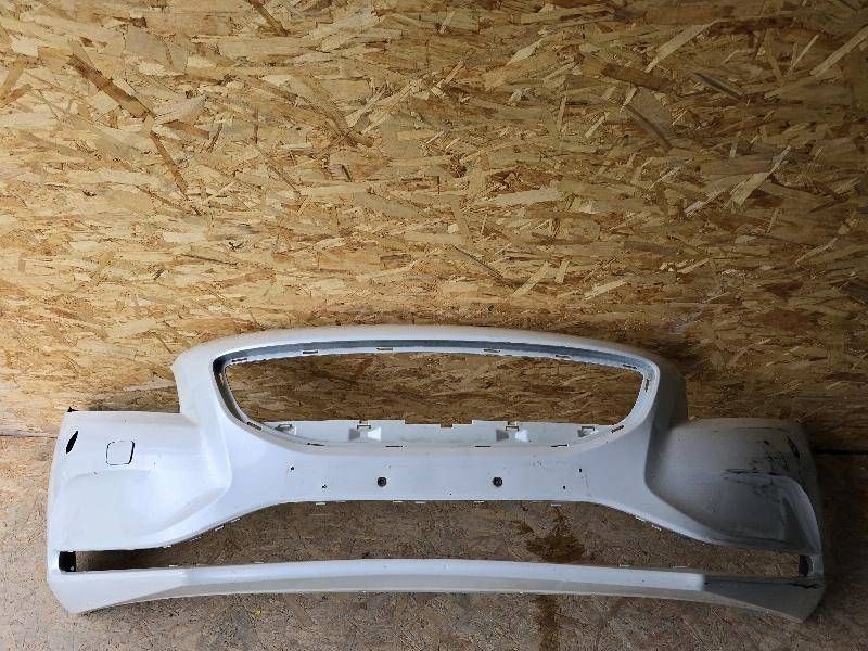 Купить Volvo v40 12- 31283732 бампер передний перед