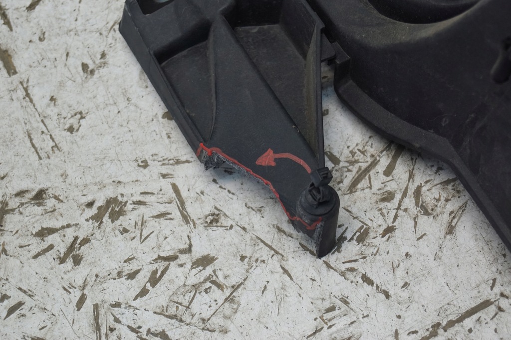 фото №6, Направляющая кронштейн крыла левая bmw x5 e70 7157989