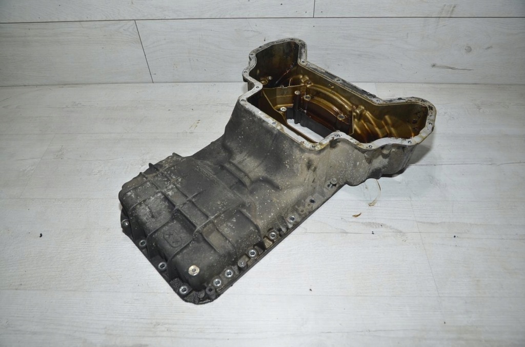 Купить Поддон масла r2720140802 mercedes cls w219