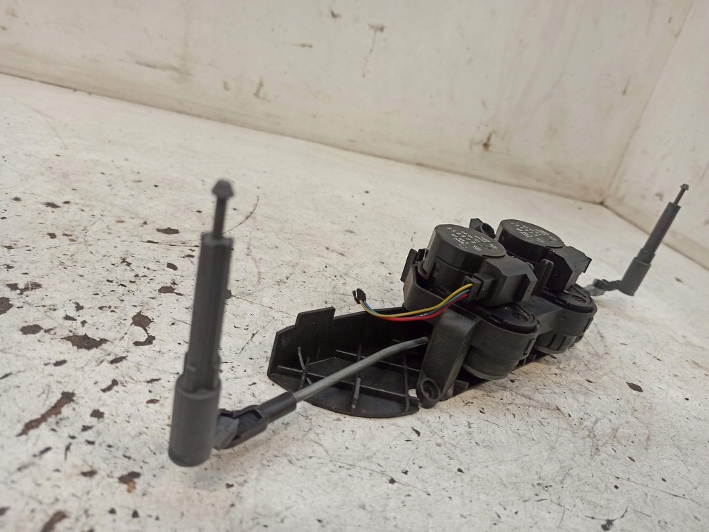 фото №9, Bmw 7 e65 двигатели обдув отопителя 6935079 6935080