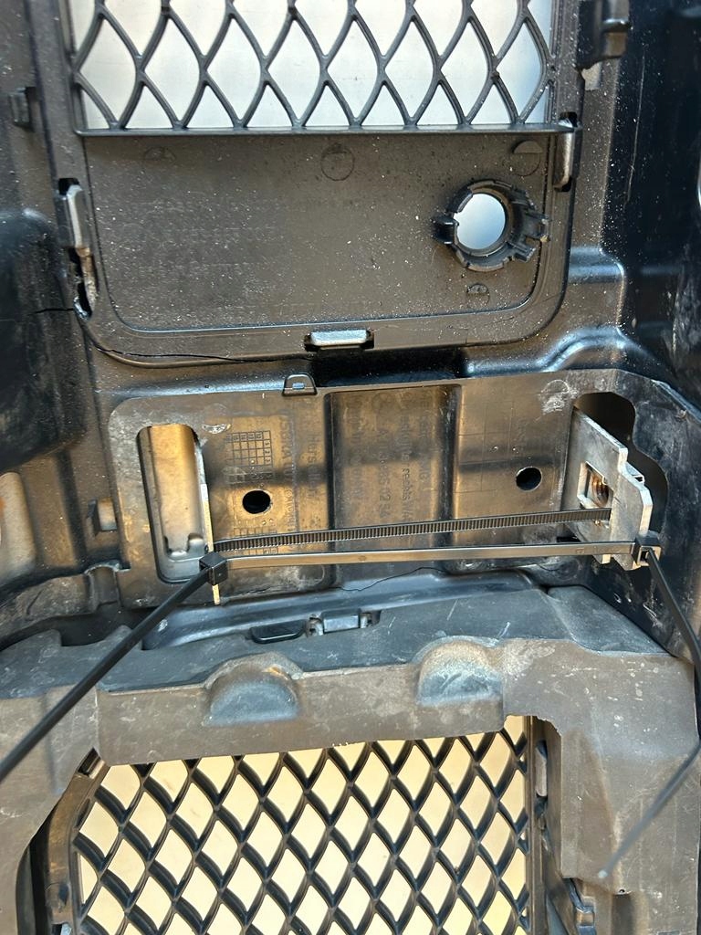 Купити Mercedes g 463 рестайлінг  бампер перед 4638850237