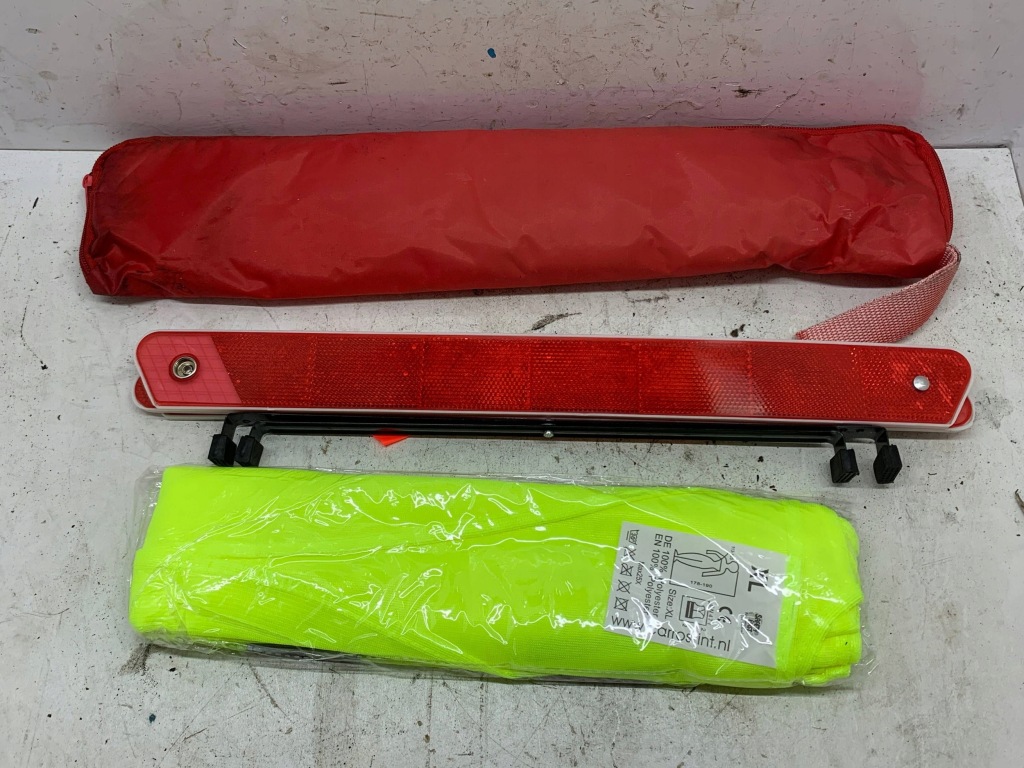 фото №1, Домкрат підйомник автомобільний citroen jumpy ii 2007-2016