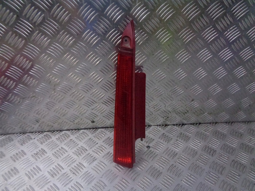 фото №1, Отражатель левый задняя citroen c4 hb