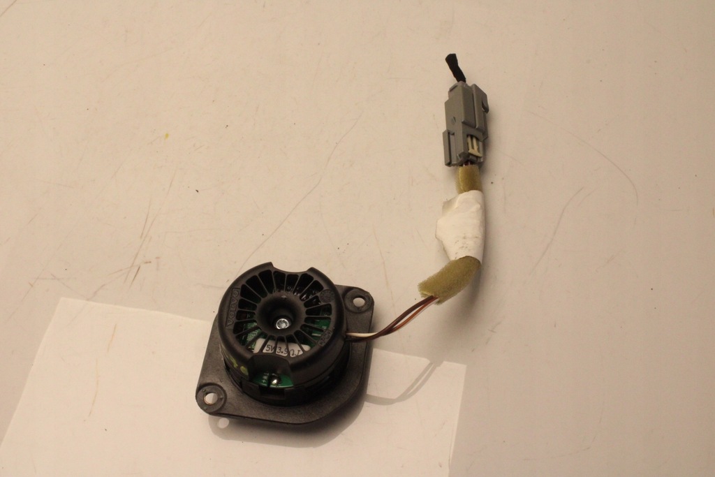 фото №4, Volvo c70 ii динамик 30679339 dynaudio
