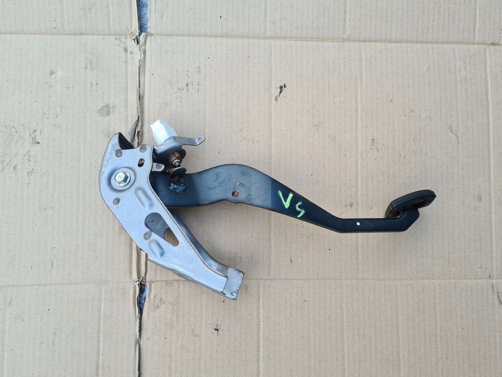 фото №1, Toyota verso s педаль тормоза