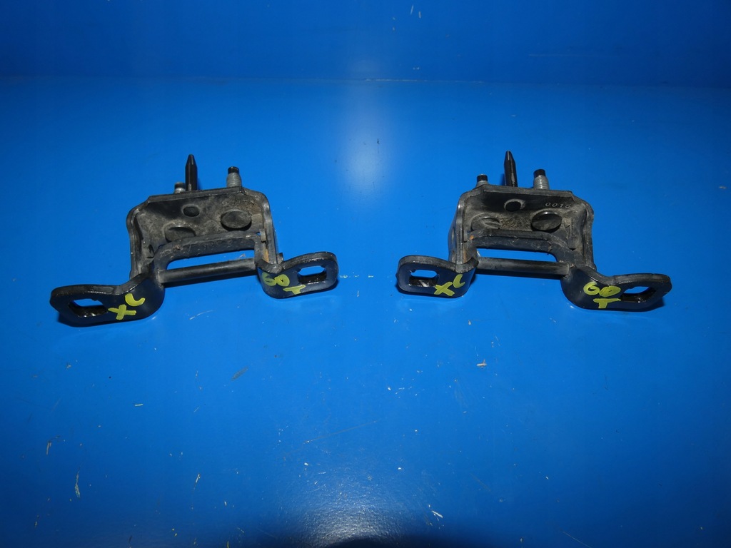 фото №1, Xc60 i петля петлі кришки багажника задня kpl