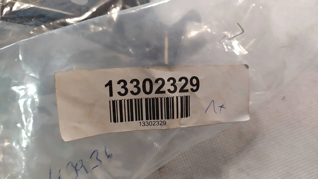 фото №7, Кронштейн lewego крила opel cascada