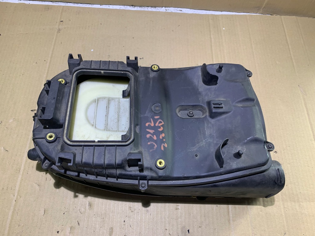 фото №1, Корпус фильтра воздуха mercedes e w212 2.2 cdi